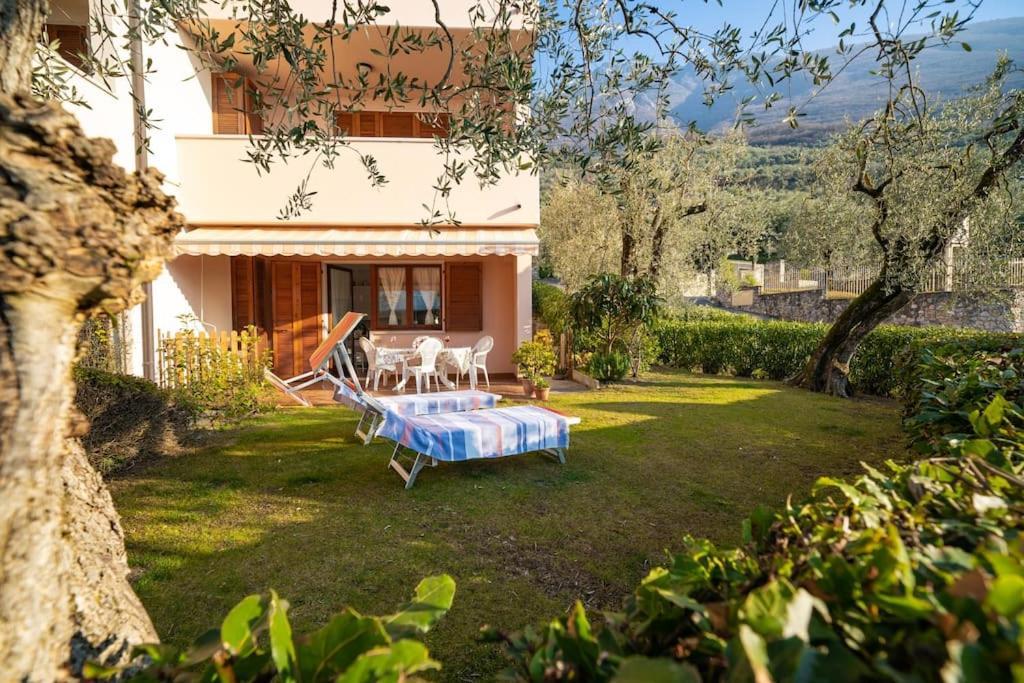 Ulivi Beth'S House Apartment Brenzone sul Garda Exterior photo