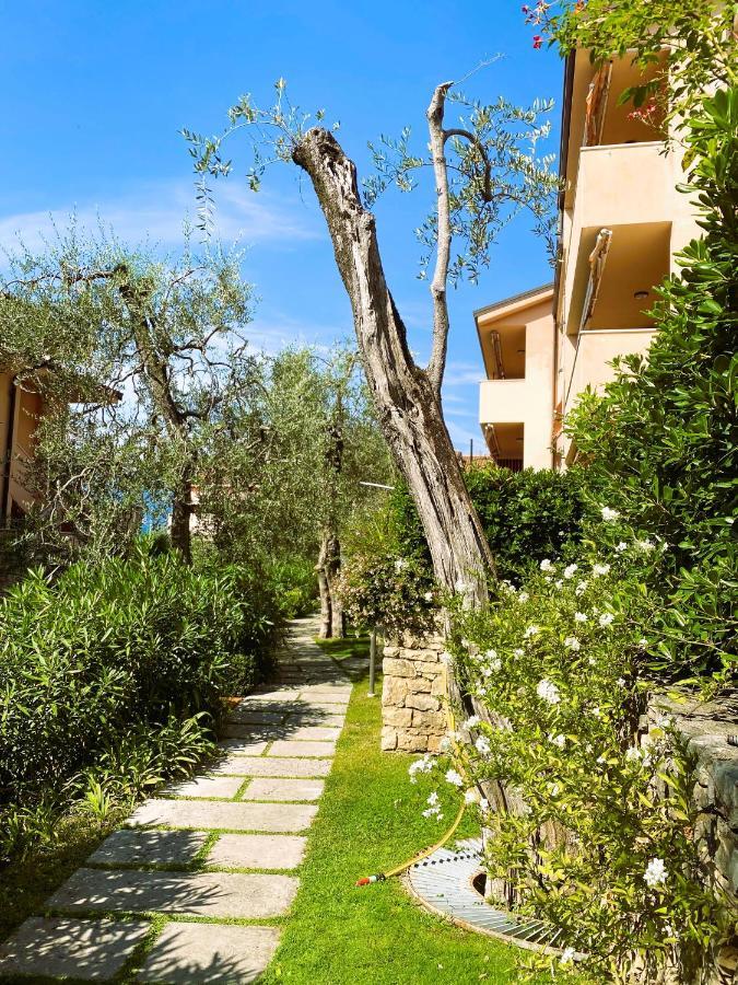 Ulivi Beth'S House Apartment Brenzone sul Garda Exterior photo